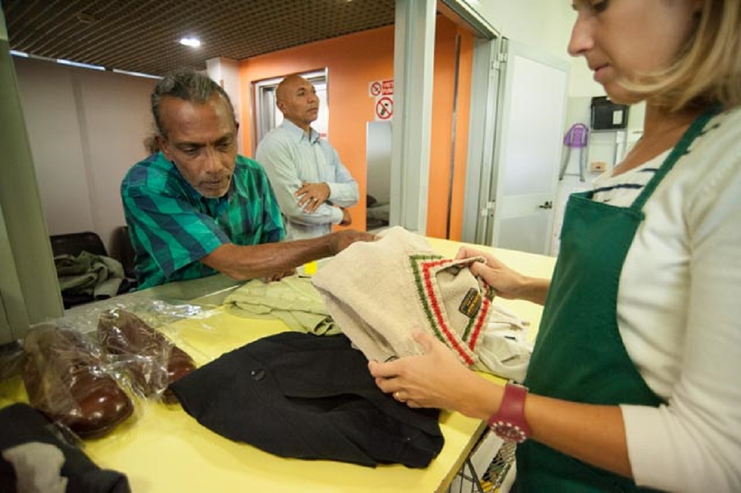 Donare vestiti ai poveri Milano